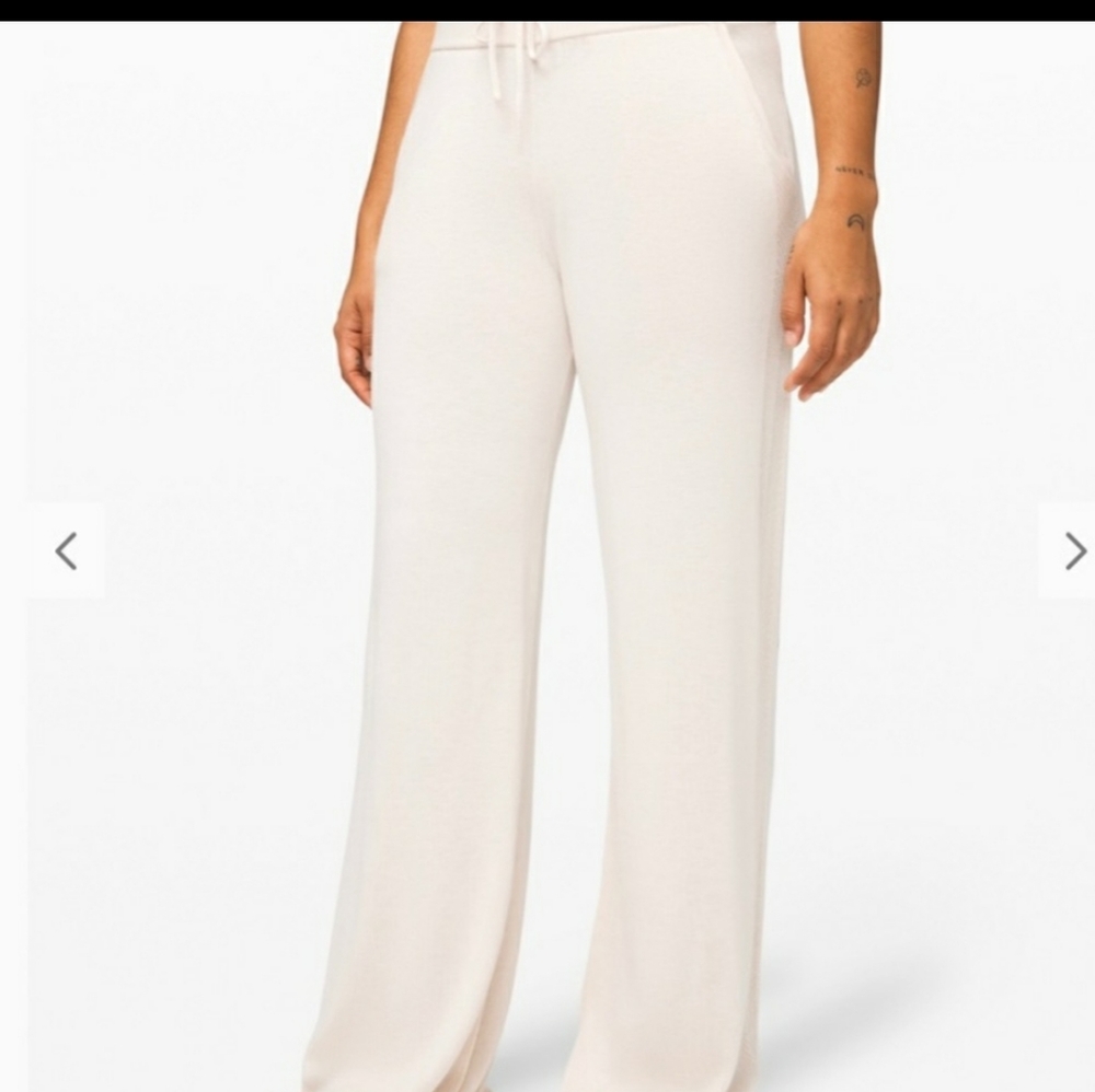 Lululemon In The Comfort Zone Pants